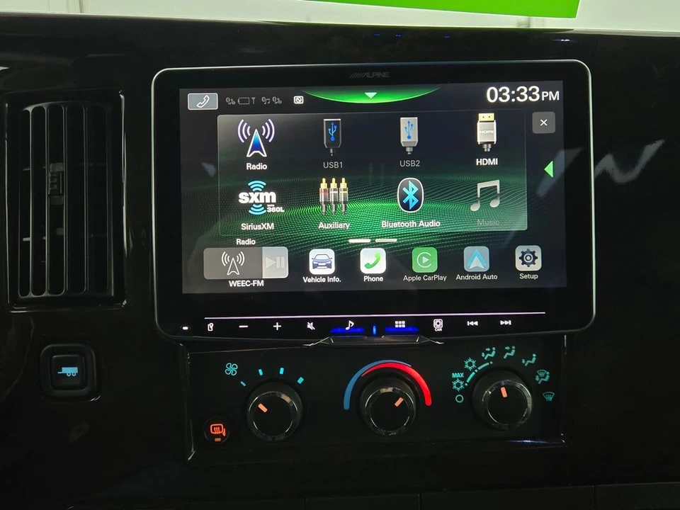 2025 GMC Savana - Image 20 of 21