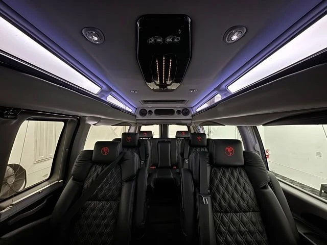 2025 GMC Savana - Image 2 of 12