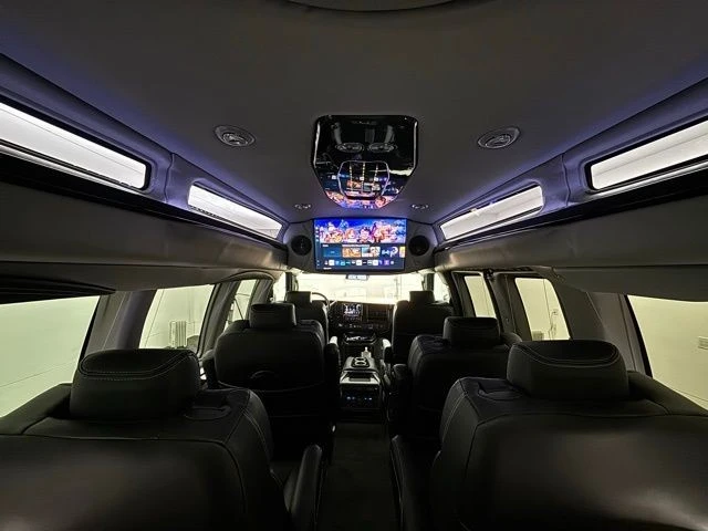 2025 GMC Savana - Image 3 of 12