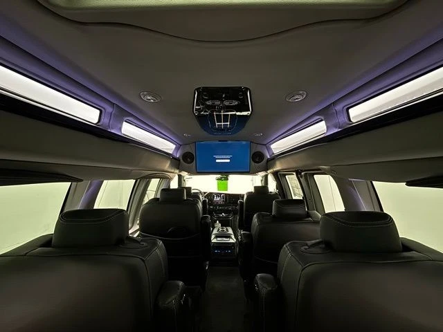 2025 GMC Savana - Image 3 of 21
