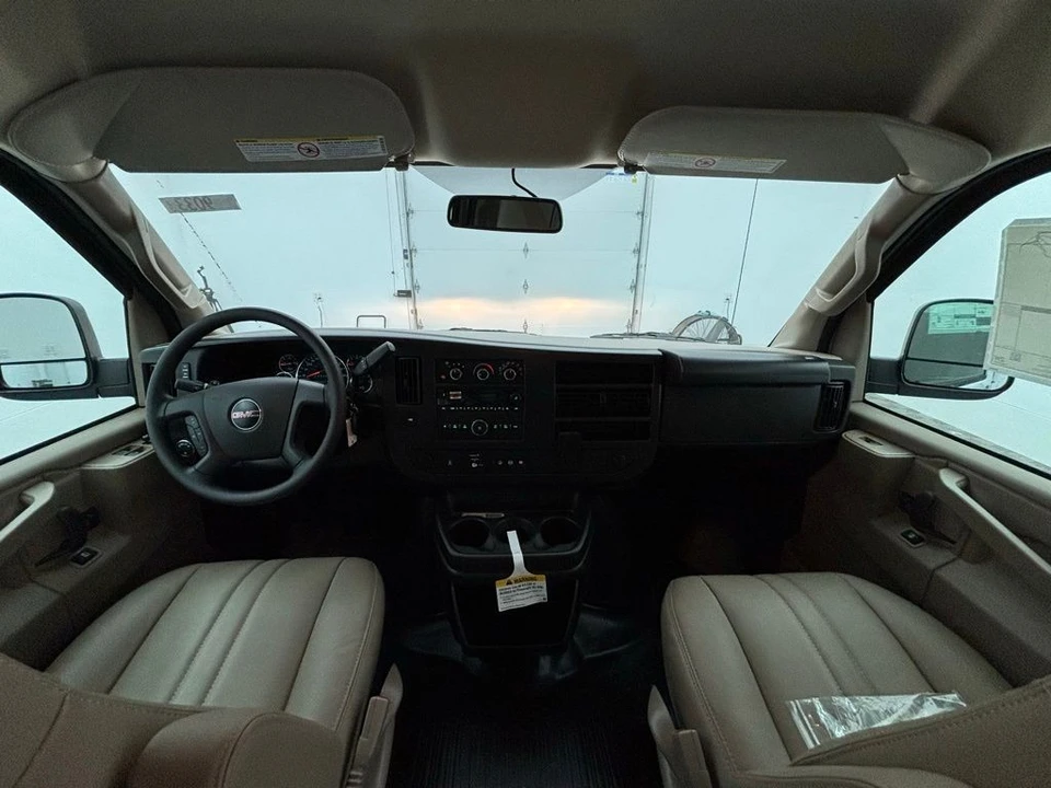 2025 GMC Savana - Image 2 of 12