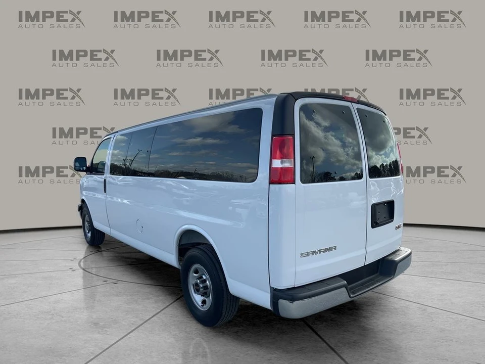 2025 GMC Savana - Image 3 of 12