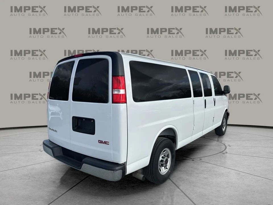 2025 GMC Savana - Image 5 of 21