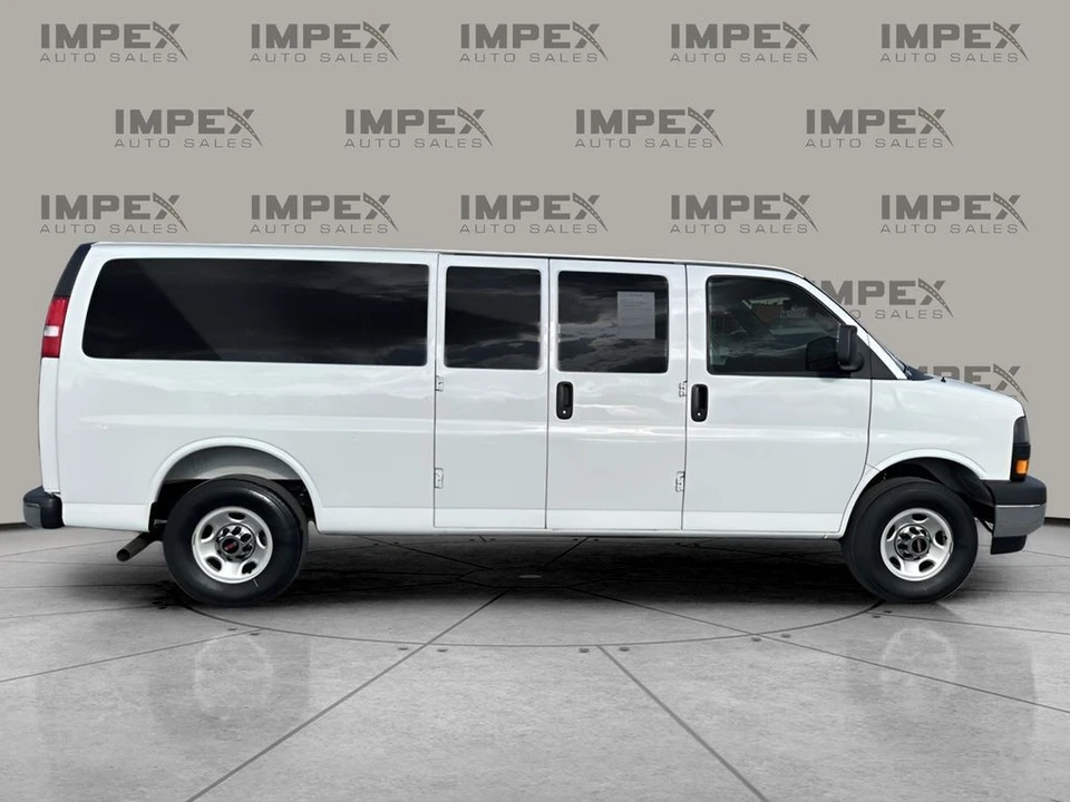 2025 GMC Savana - Image 6 of 21