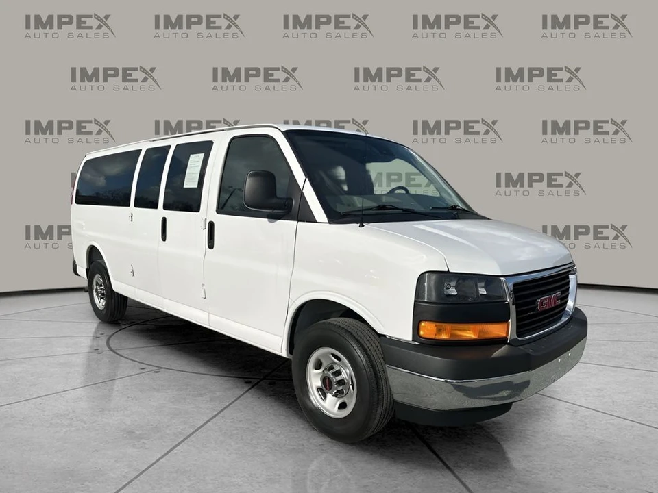 2025 GMC Savana - Image 7 of 21