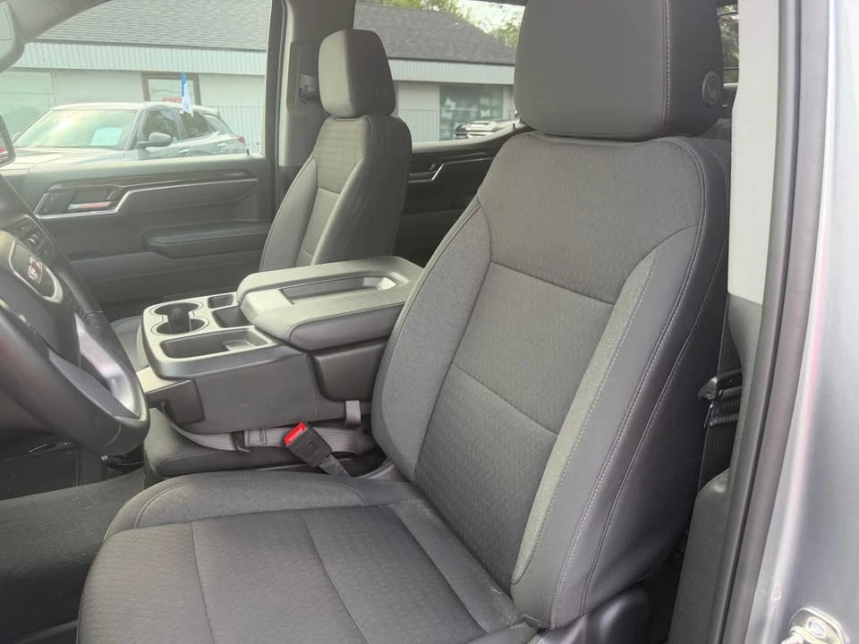 2025 GMC Sierra 5th Gen - Image 4 of 6