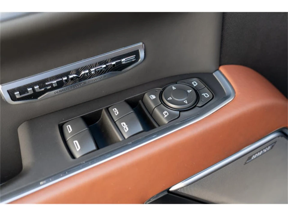 2025 GMC Sierra 5th Gen - Image 12 of 12