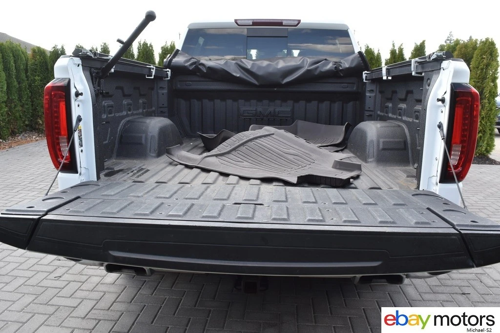 2025 GMC Sierra 5th Gen - Image 7 of 21