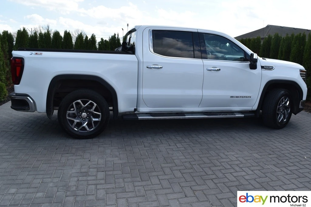 2025 GMC Sierra 5th Gen - Image 4 of 21
