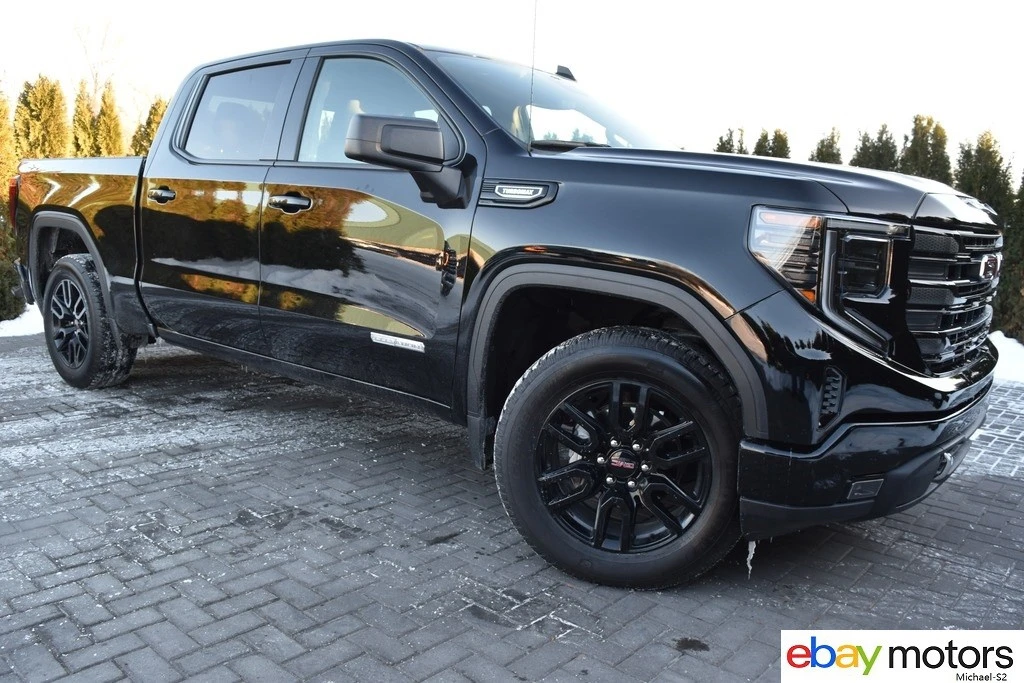 2025 GMC Sierra 5th Gen - Image 3 of 21