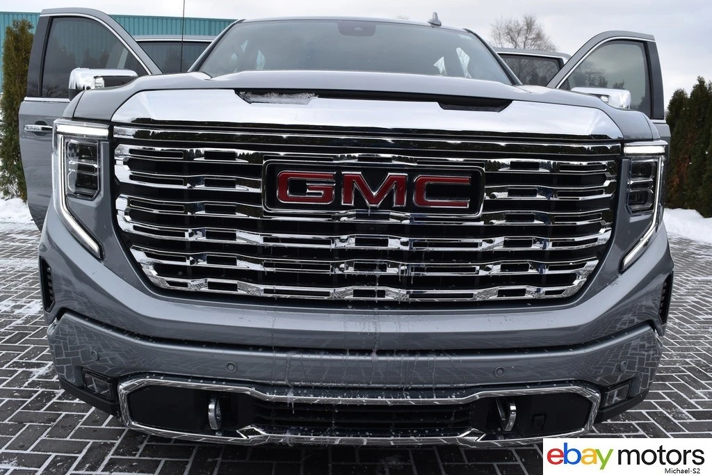 2025 GMC Sierra 5th Gen - Image 20 of 21