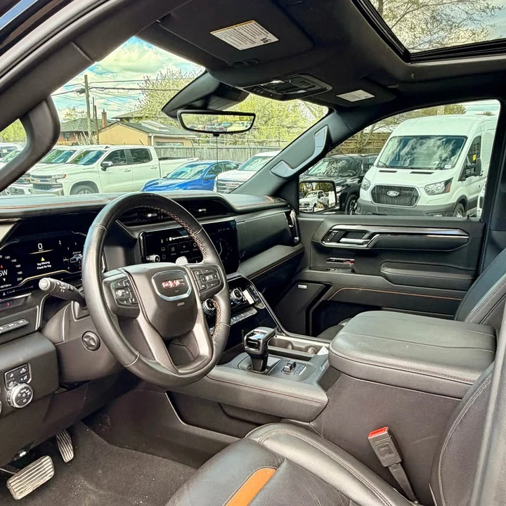 2025 GMC Sierra 5th Gen - Image 3 of 9