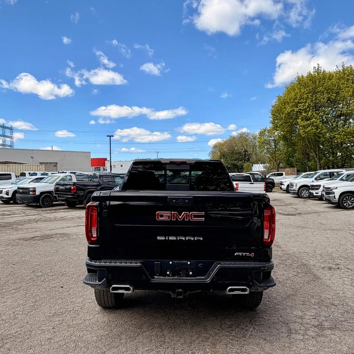 2025 GMC Sierra 5th Gen - Image 7 of 9