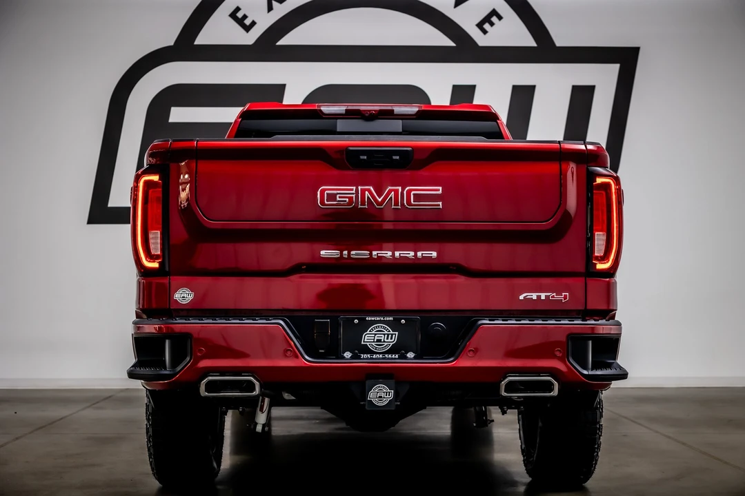 2025 GMC Sierra 5th Gen - Image 11 of 21