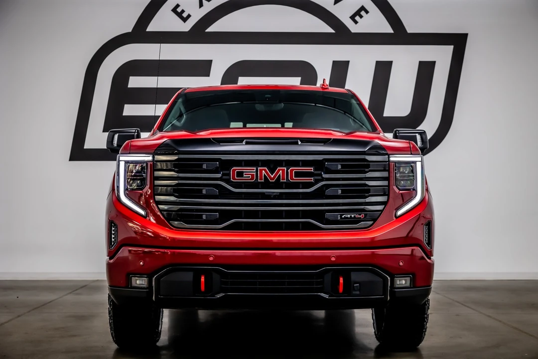 2025 GMC Sierra 5th Gen - Image 3 of 21