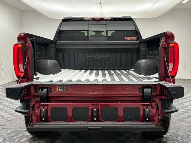 2025 GMC Sierra 5th Gen - Image 11 of 12