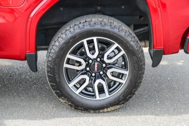 2025 GMC Sierra 5th Gen - Image 10 of 21