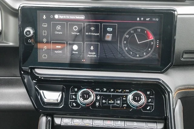 2025 GMC Sierra 5th Gen - Image 14 of 21