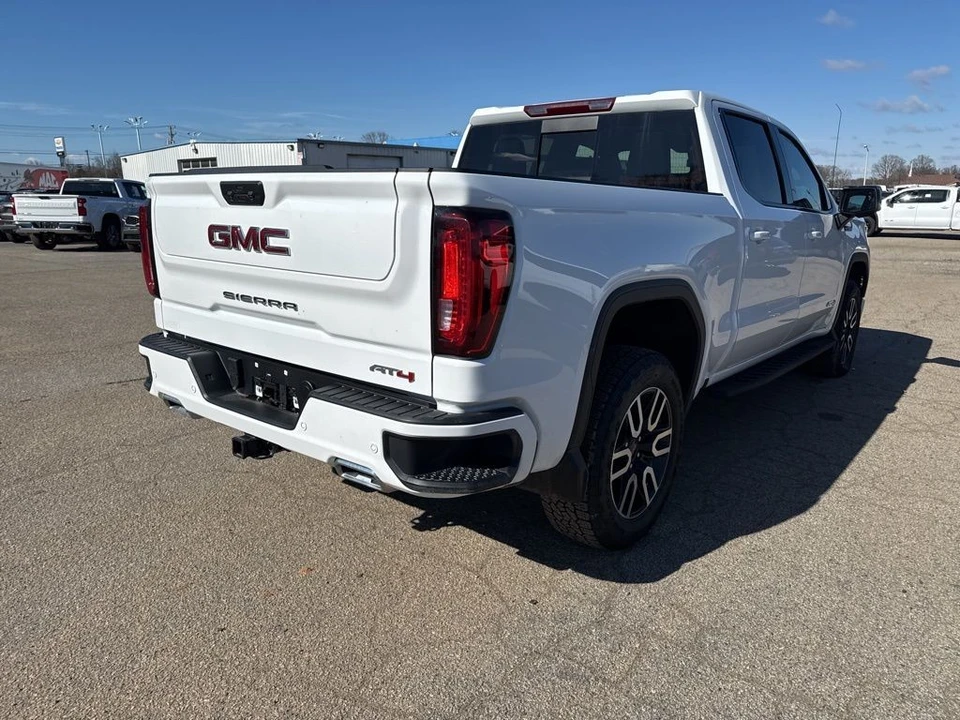 2025 GMC Sierra 5th Gen - Image 3 of 8