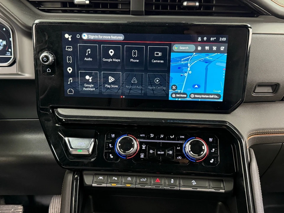 2025 GMC Sierra 5th Gen - Image 23 of 31