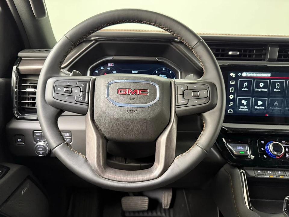 2025 GMC Sierra 5th Gen - Image 20 of 21