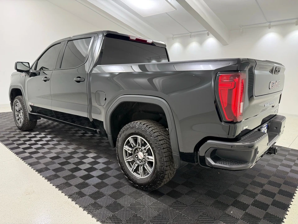 2025 GMC Sierra 5th Gen - Image 5 of 21