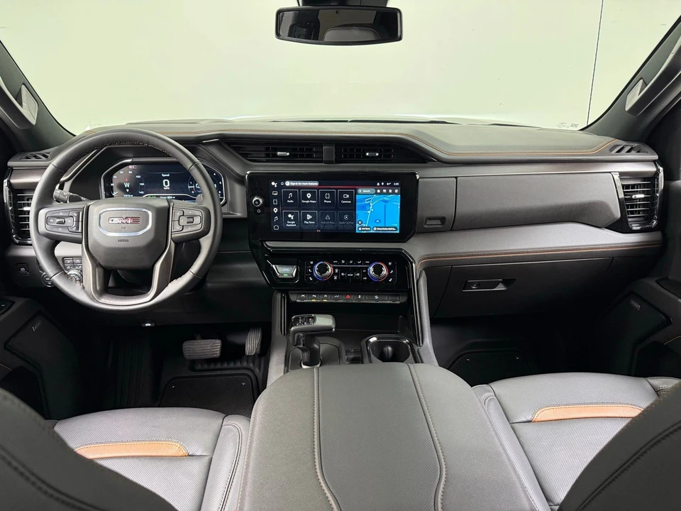 2025 GMC Sierra 5th Gen - Image 22 of 31