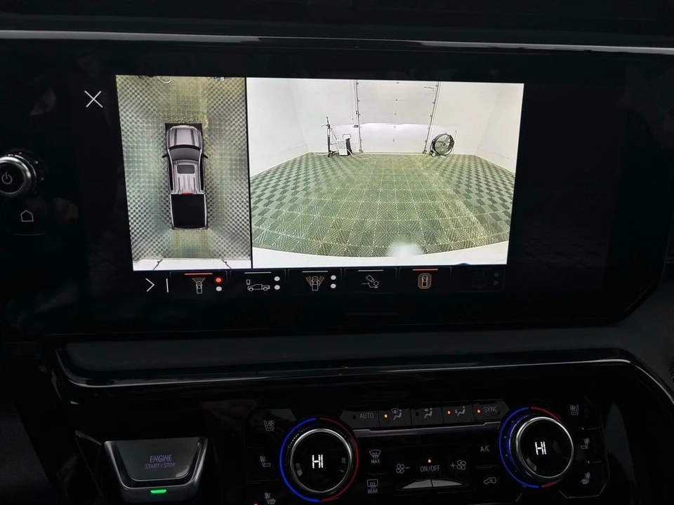 2025 GMC Sierra 5th Gen - Image 3 of 12