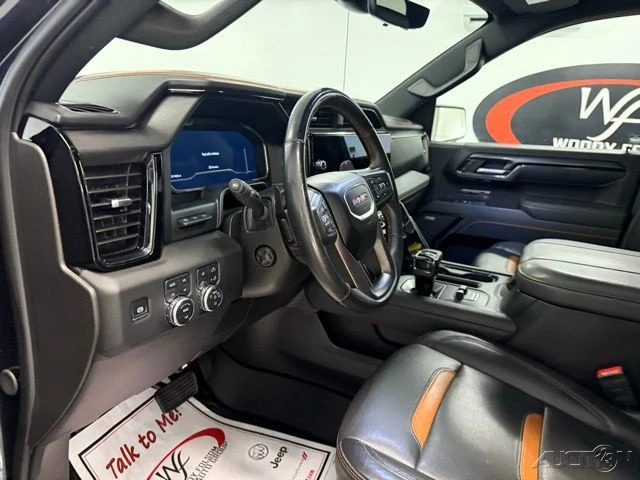 2025 GMC Sierra 5th Gen - Image 13 of 21