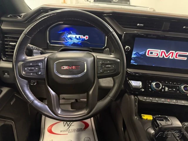 2025 GMC Sierra 5th Gen - Image 19 of 21