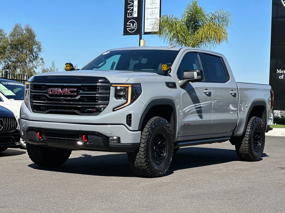 2025 GMC Sierra 5th Gen - Image 7 of 21