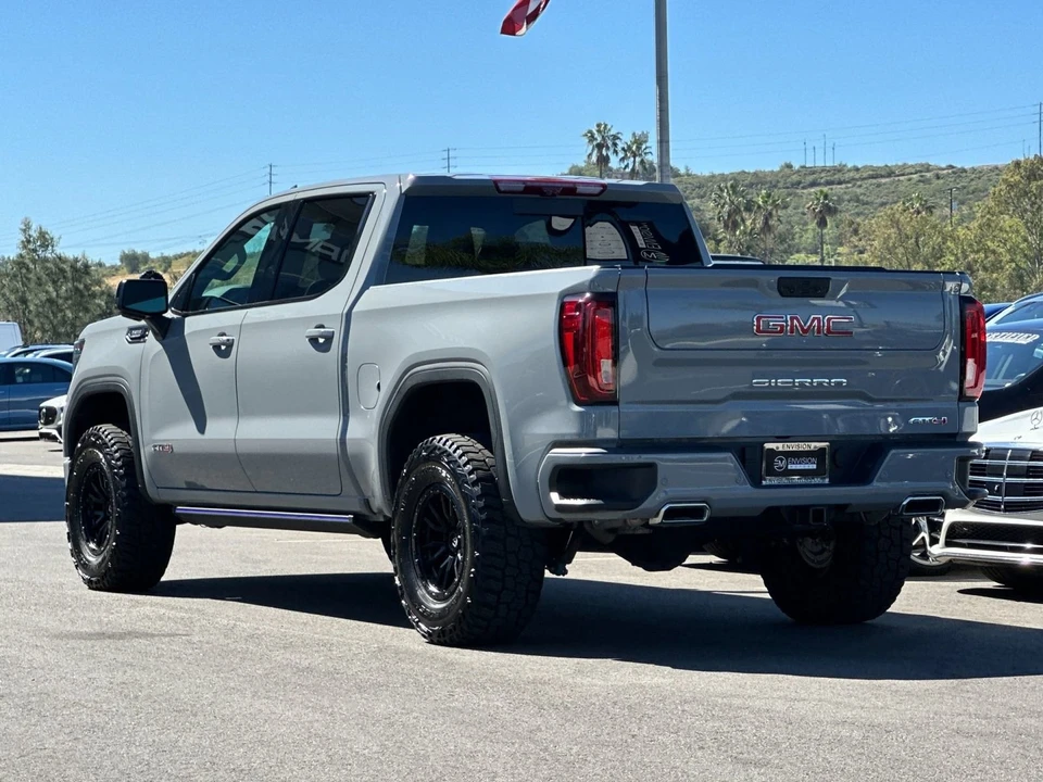 2025 GMC Sierra 5th Gen - Image 5 of 21