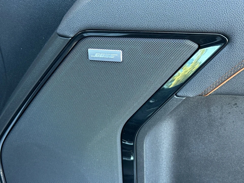 2025 GMC Sierra 5th Gen - Image 19 of 21