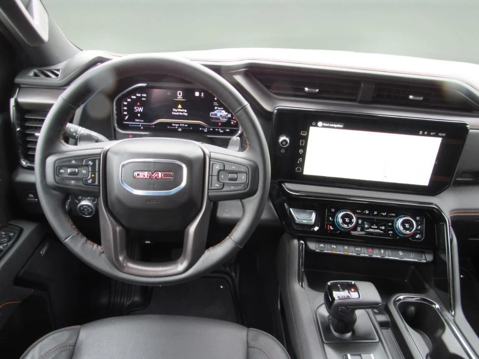 2025 GMC Sierra 5th Gen - Image 5 of 31