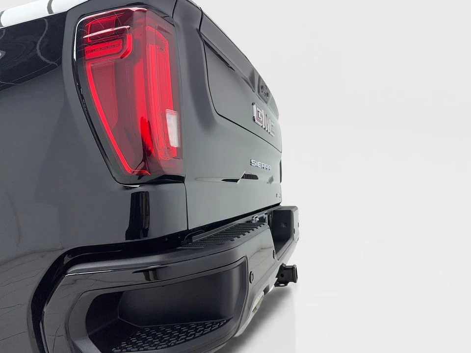 2025 GMC Sierra 5th Gen - Image 11 of 12