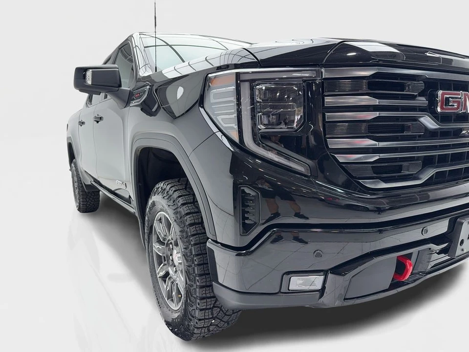 2025 GMC Sierra 5th Gen - Image 2 of 12