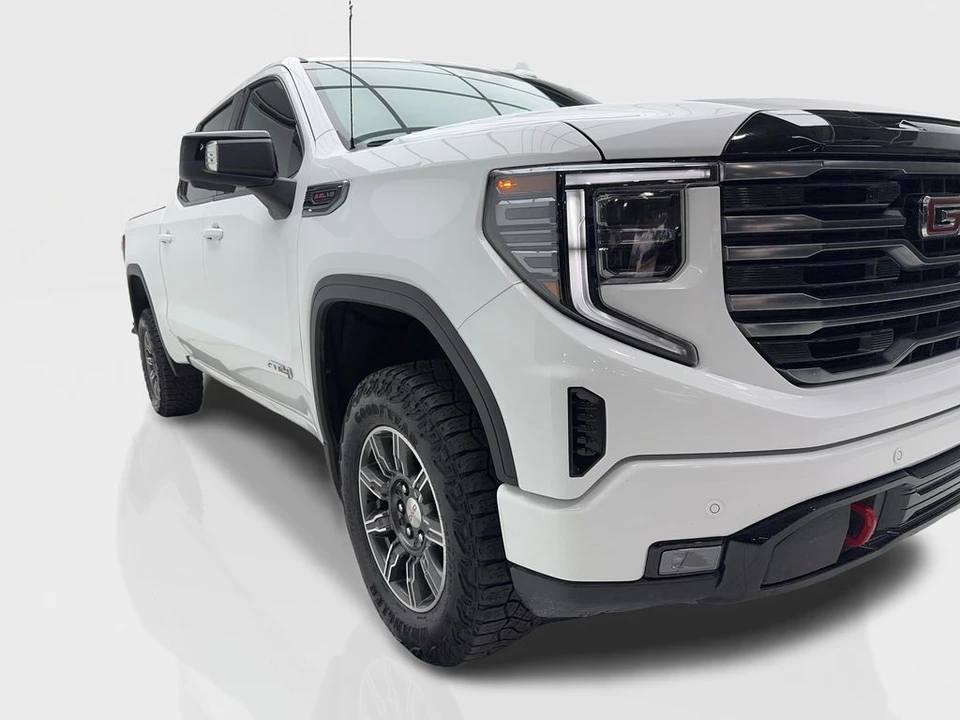 2025 GMC Sierra 5th Gen - Image 2 of 21