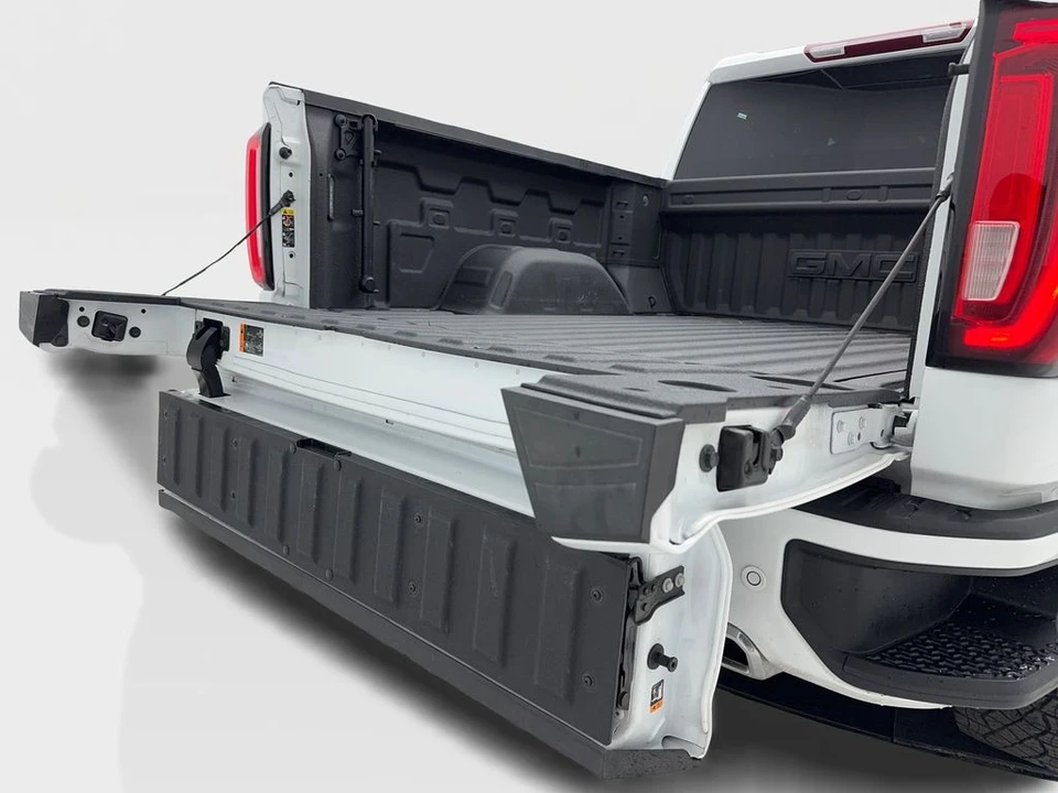 2025 GMC Sierra 5th Gen - Image 20 of 21