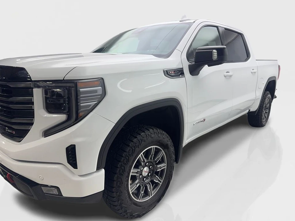 2025 GMC Sierra 5th Gen - Image 11 of 21