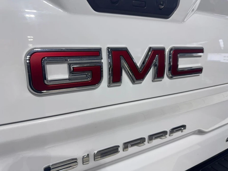 2025 GMC Sierra 5th Gen - Image 21 of 21