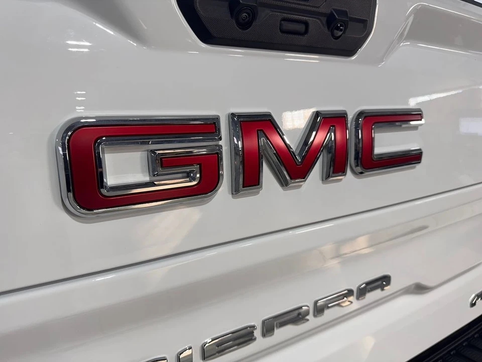 2025 GMC Sierra 5th Gen - Image 21 of 21