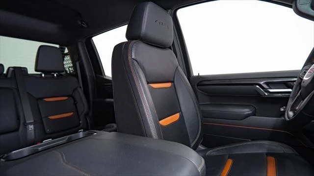 2025 GMC Sierra 5th Gen - Image 3 of 21
