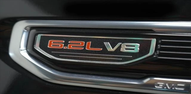 2025 GMC Sierra 5th Gen - Image 18 of 21