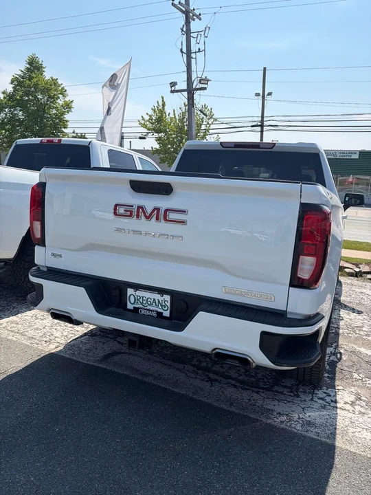2025 GMC Sierra 5th Gen - Image 4 of 4