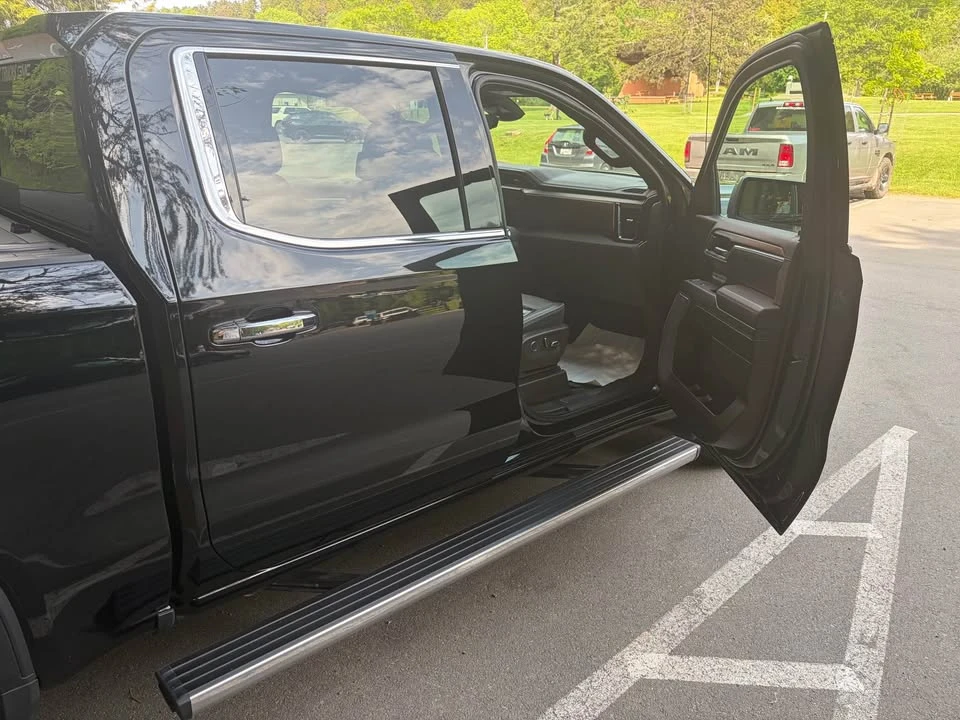2025 GMC Sierra 5th Gen - Image 6 of 13