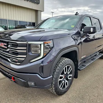 2025 GMC Sierra 1500 Crew Cab AT4