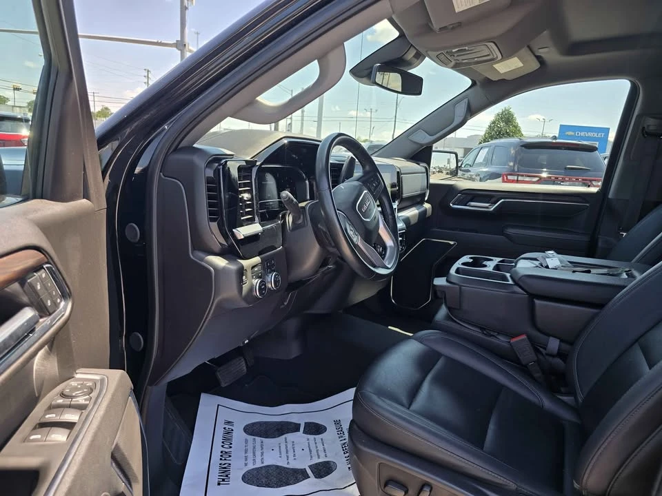 2025 GMC Sierra 5th Gen - Image 6 of 11
