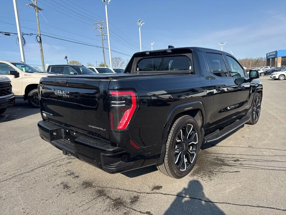 2025 GMC Sierra 5th Gen - Image 5 of 21