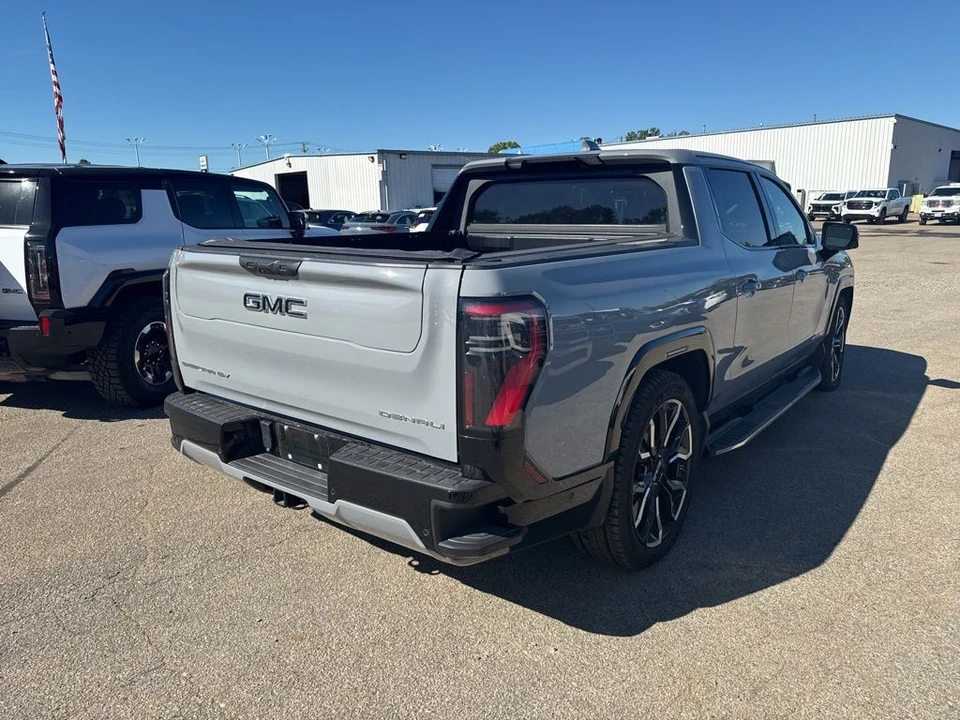 2025 GMC Sierra 5th Gen - Image 3 of 6