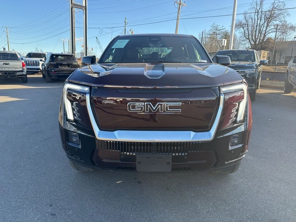 2025 GMC Sierra 5th Gen - Image 8 of 12